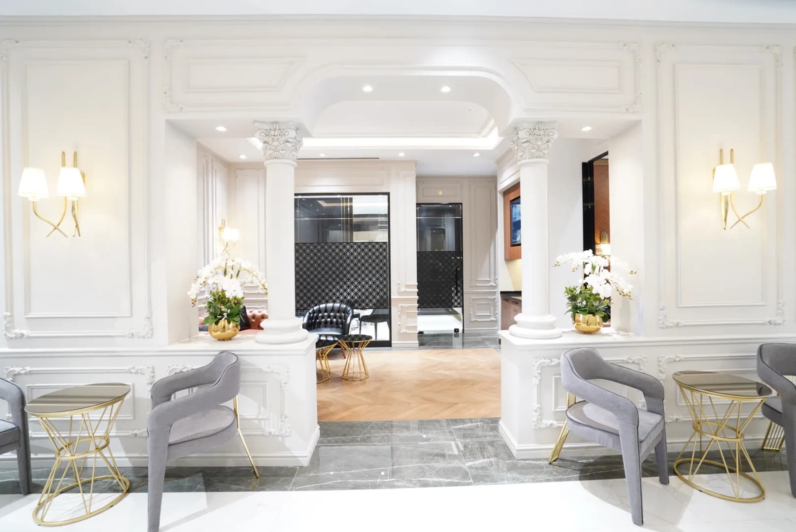 Dental clinic image