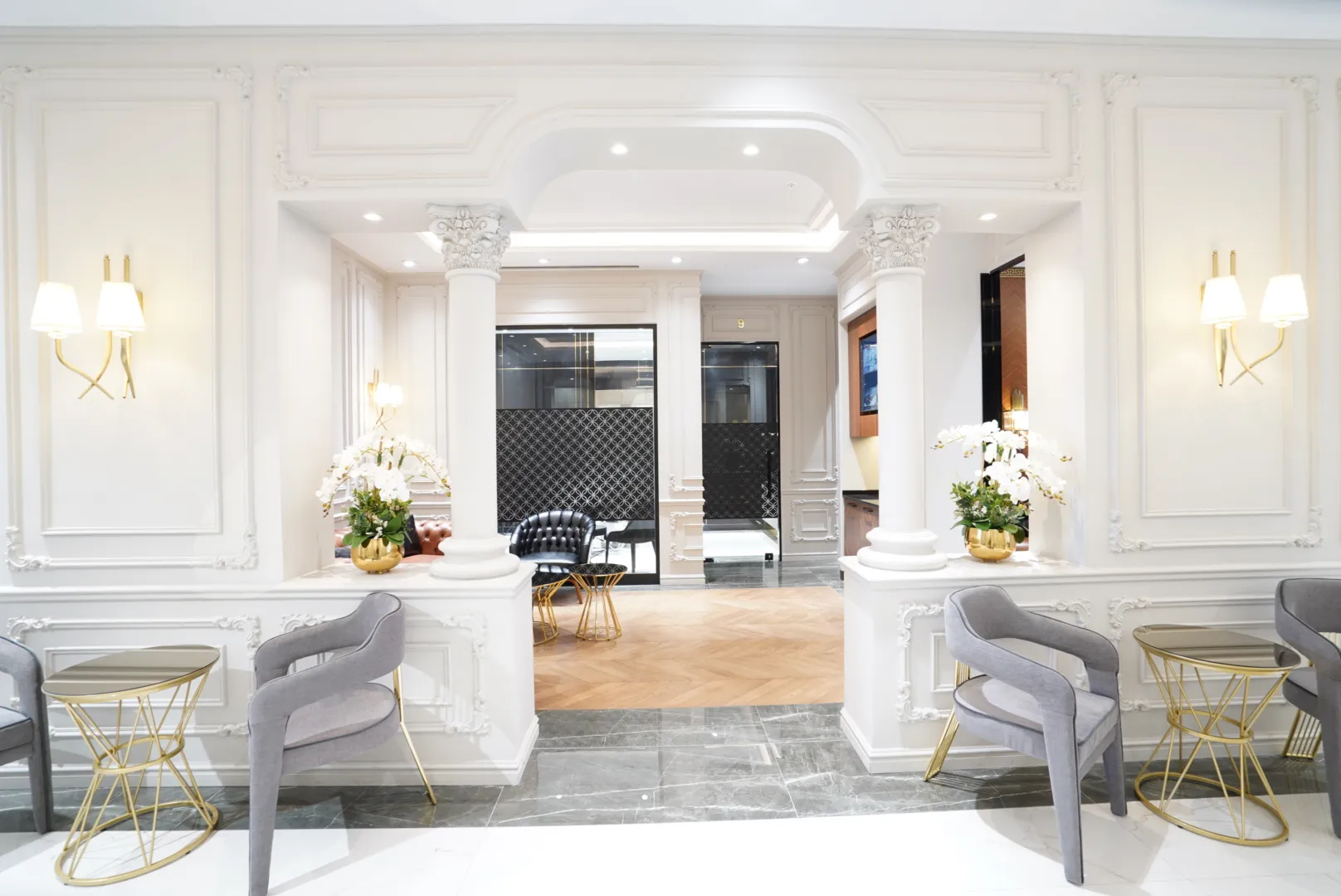 Dental clinic image