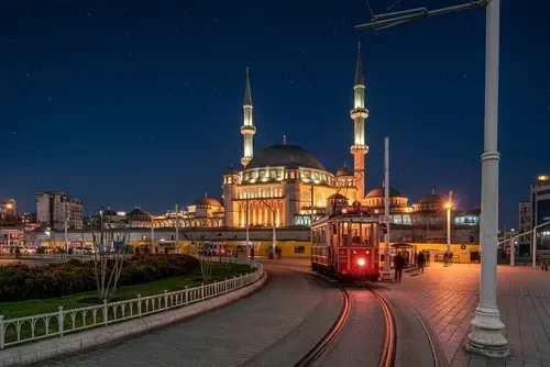 More Than Treatment: The Dental Tourism Experience in Istanbul