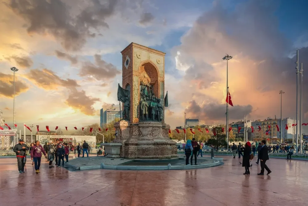 Tedavi Bir Adım Ötesi: İstanbul'da Diş Turizmi Deneyimi